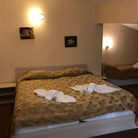 Tofana Отель 3*
